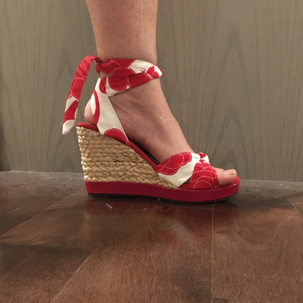 Very Volatile Espadrille Sandals